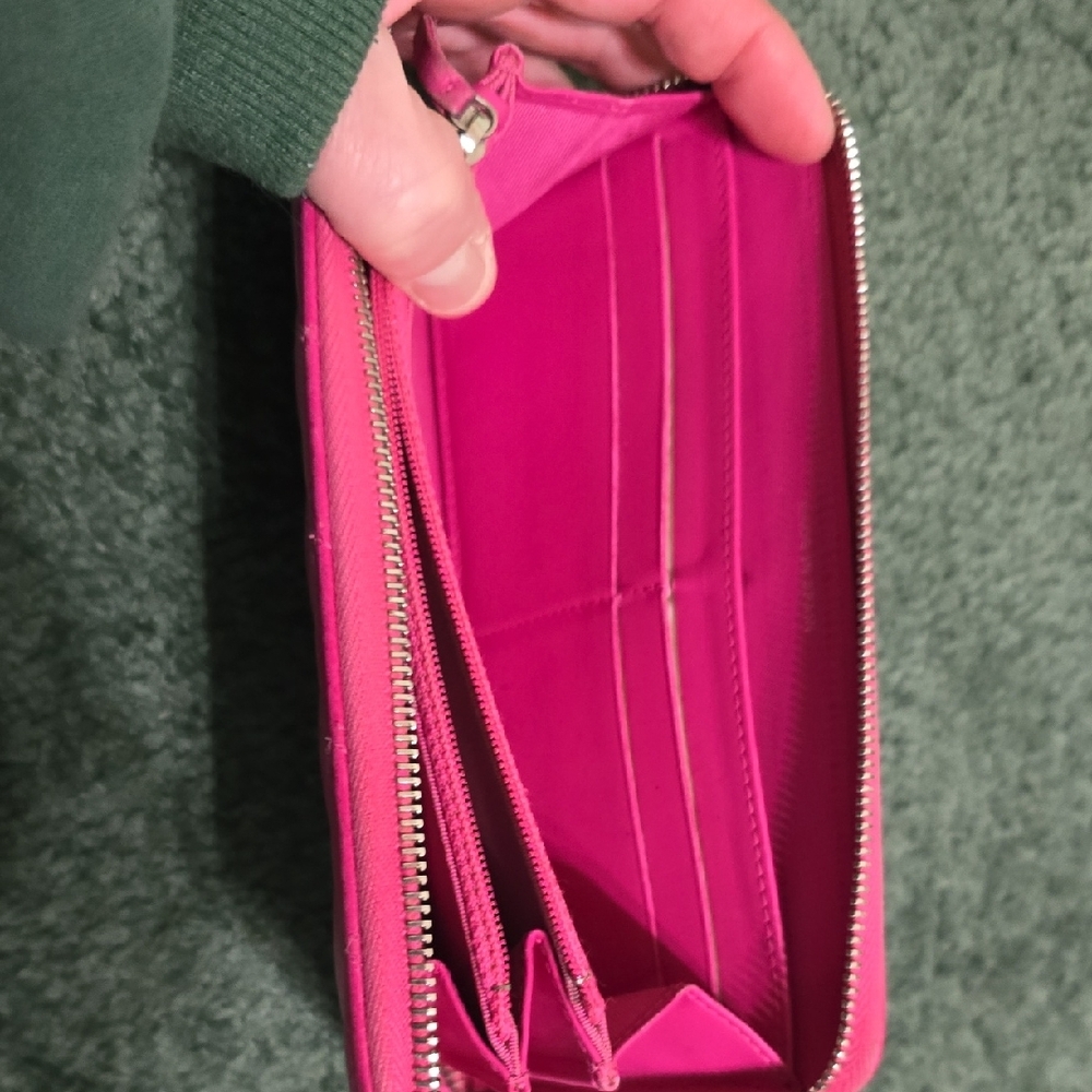 CHANEL Quilted Zip-Around Wallet - Hot Pink - Picture 6 of 6